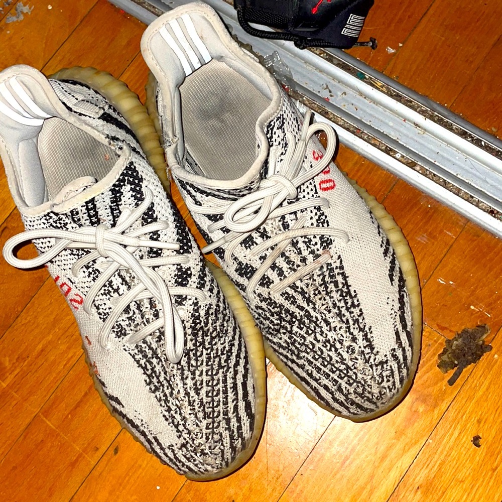 beat Yeezy boost
